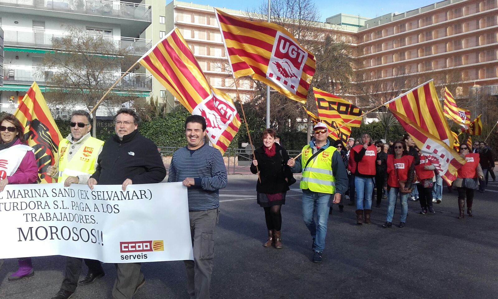La mobilització va aplegar més d'un centenar de treballadors